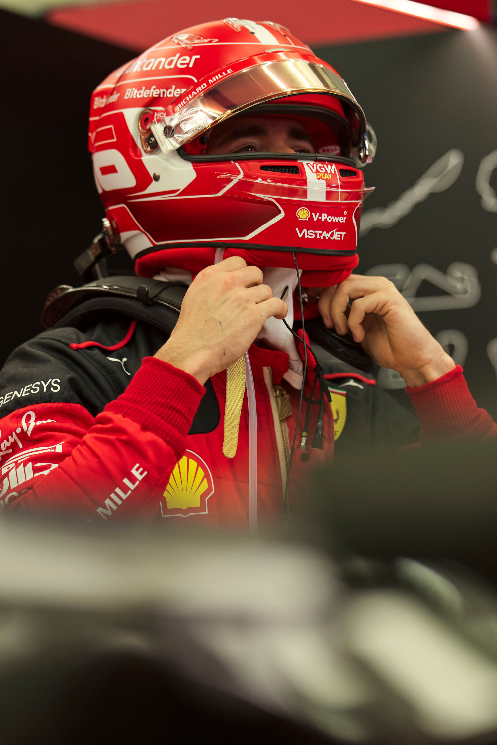 BELL AUTO RACING MOTORSPORT HELMETS - Image 7