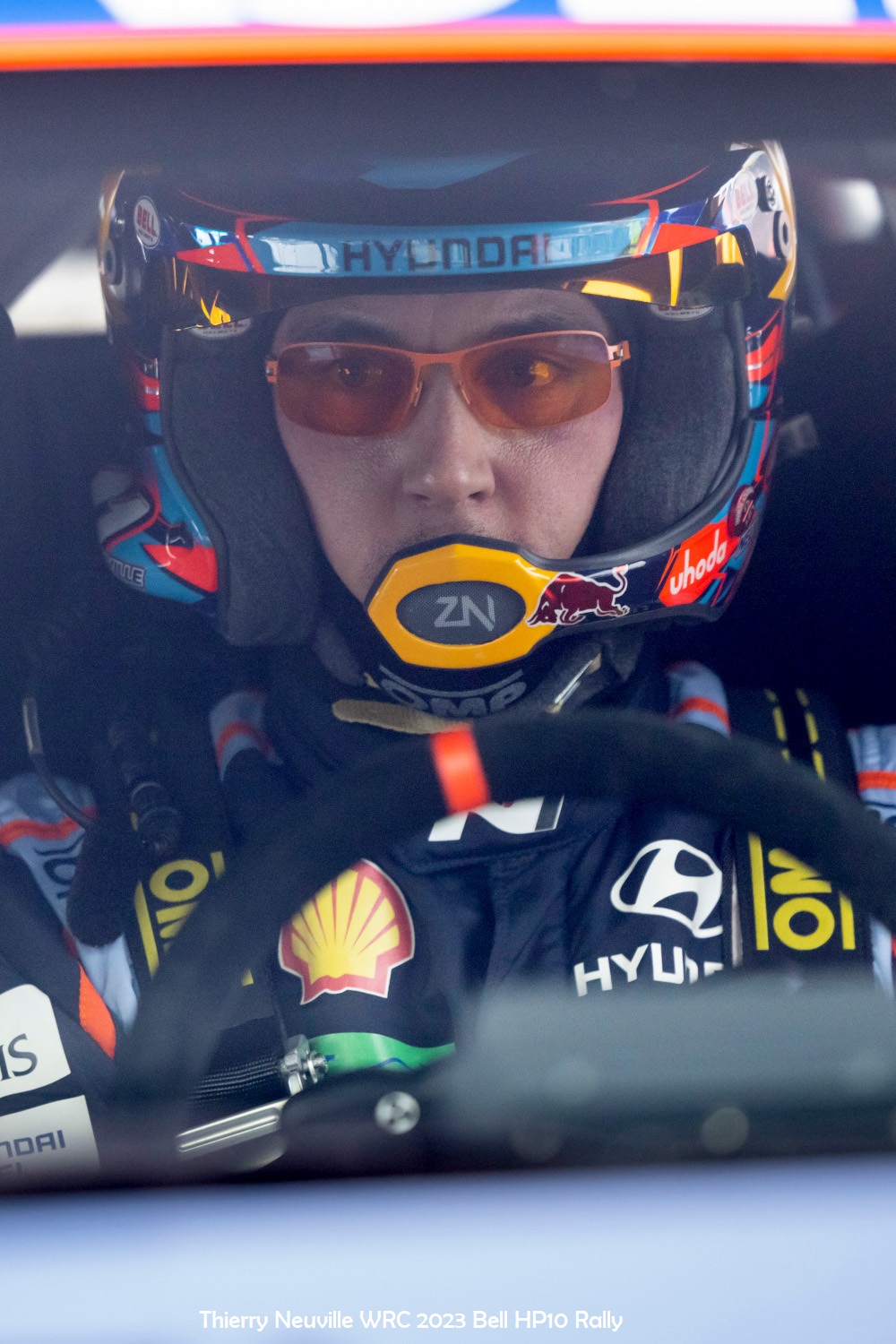 BELL AUTO RACING MOTORSPORT HELMETS - Image 4